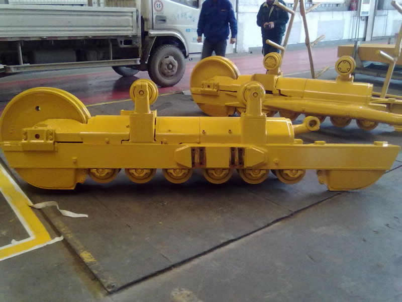 ̨Track
